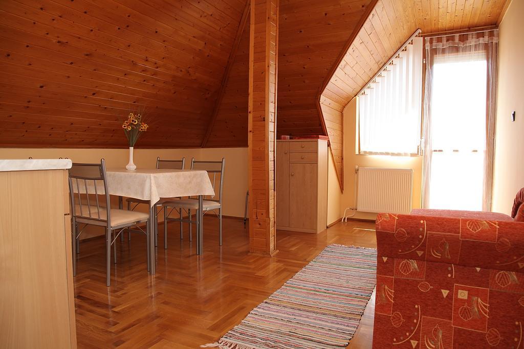 Andrea Apartmanhaz Balatongyörök Exterior foto