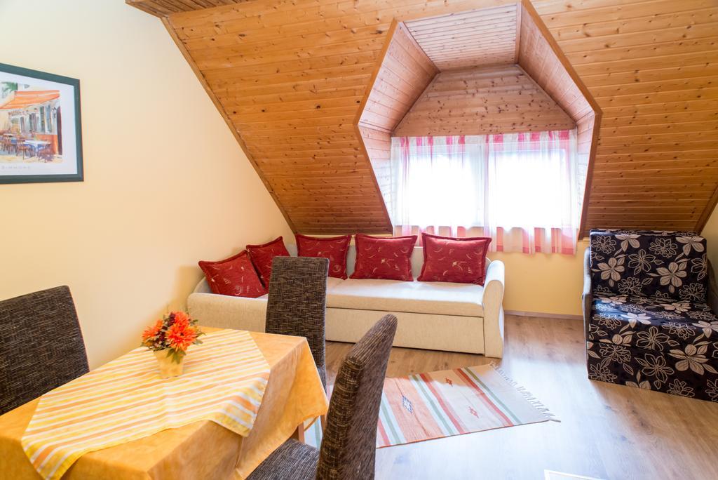 Andrea Apartmanhaz Balatongyörök Exterior foto